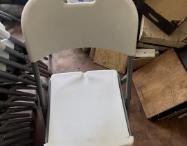 Стул Банкетный  бу (с повреждениями)